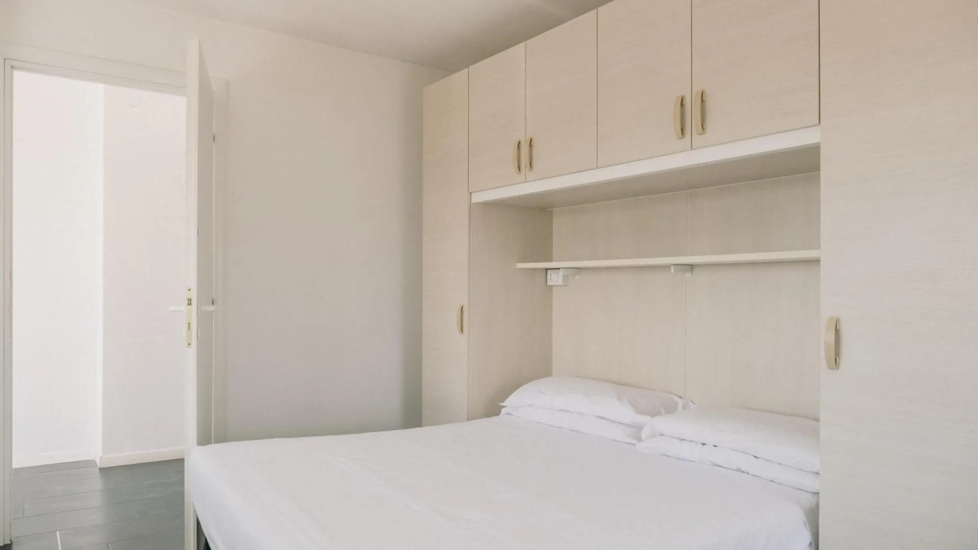 M14 Skyview City Center Padova Apartment
